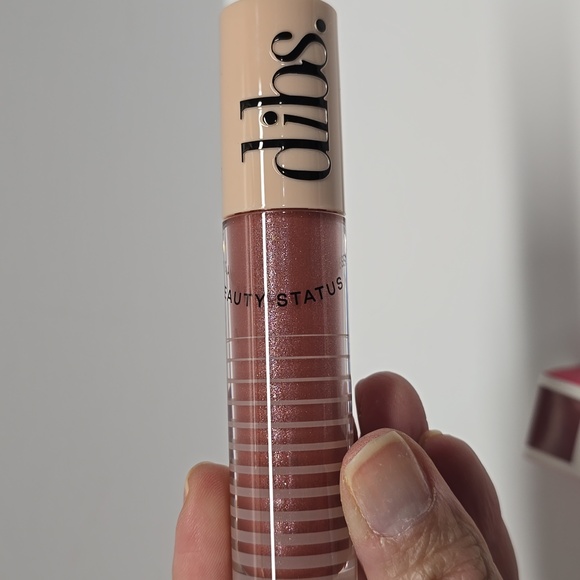 {Dibs. Beauty} Glossy Balm - Mims (Shimmery) - Picture 6 of 7